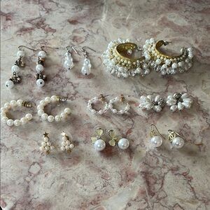EUC Bundle Of 9 Pair Of Woman’s Earrings Faux Pearl Various Style Vintage To Now
